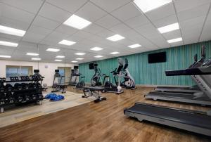 Holiday Inn Express & Suites - Milwaukee - Brookfield by IHG