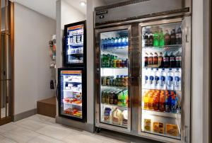 Holiday Inn Express & Suites - Milwaukee - Brookfield by IHG