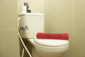 Comfy Studio Apartment near UNPAD Taman Melati Jatinangor By Travelio