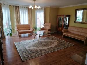 Großes 4 Zimmer Apartment nähe Messe Hannover