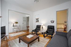 Sunny Apartment in the Heart of Príncipe Real