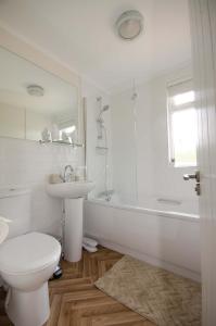 Hollicarrs - Woodland Lodge