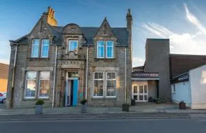 Castletown Hotel - Slickly