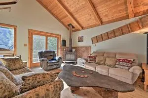 Remote Cabin with Fire Pit 3 Miles to Stowe Mtn! - Stowe Fork