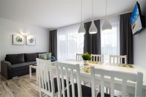 DOMKI APARTAMENTOWE BARKA