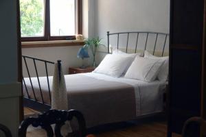 Unique - Spacious Studio with rooftop Thissio