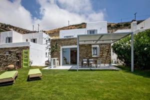 Camelia House - Triandaros Tinos Greece