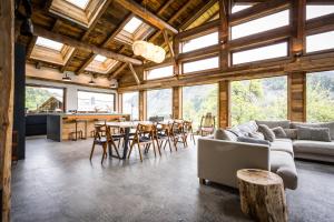 Chalets Chalet Leandre : photos des chambres