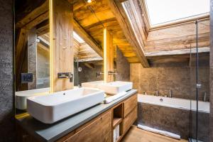 Chalets Chalet Leandre : photos des chambres