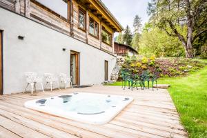 Chalets Chalet Leandre : photos des chambres