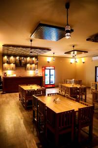 Hotel the Narayani