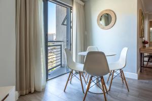 The Paragon NOMAD Walk to Restaurants in a Trendy Central Area