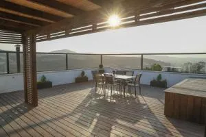 valentine House - Mikhmannim