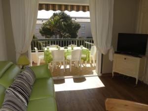 Apartment Hameau de Provence-1 by Interhome