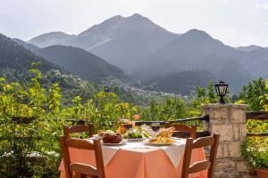 Rizoma Guesthouse Euritania Greece
