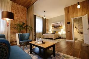 Superior King Room room in Bahnhofs hotel