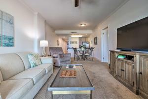 Sunny Beachfront Biloxi Condo with Resort Amenities!