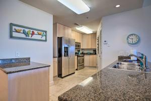 Sunny Beachfront Biloxi Condo with Resort Amenities!