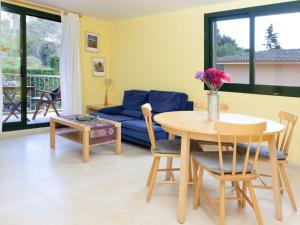 Apartment Escorxador by Interhome