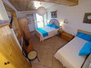 One-Bedroom Apartment with Sea View (4 Adults)