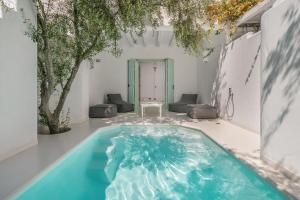 Thalassitra Private Pool Suites & Spa Milos Greece