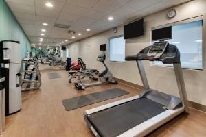 Holiday Inn Express Hotel & Suites - AtlantaEmory University Area by IHG