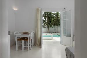 Thalassitra Private Pool Suites & Spa Milos Greece