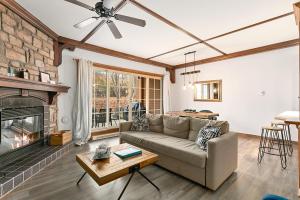 Le Manoir 106-7 by Escapades Tremblant