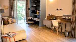 Doppelzimmer mit Whirlpool-Badewanne
