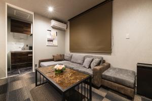 GRAND BASE Hakata Naraya