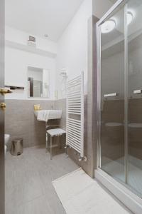 Single Room with Private Bathroom