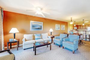 Three-Bedroom Apartment room in Tilghman Resort