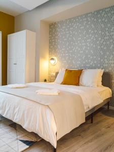 Pearl - City Center-Sky Bar at 12th floor