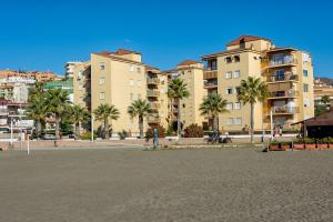 WintowinRentals 1st Linea de playa vista al mar y piscina