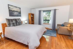 Mountainside Peakview Condo: Cool Location, Updates