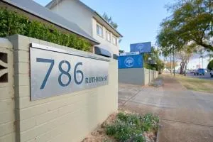 Ruthven Street Motor Inn - Ramsay