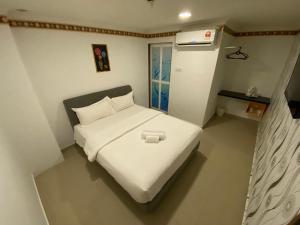 Shobi Hotel Johor Bahru Near CIQ JB