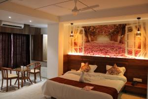 Hotel The Grand Piano - Best Business Hotel in Patan