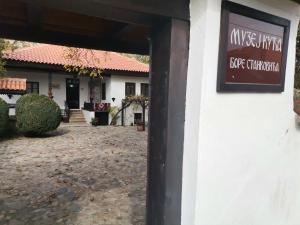 STAN na DAN PEX FREE PARKING