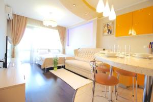 Apartment with Balcony room in LoftsLux Nesebrskaya