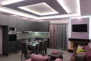 ΠΟΛΥΤΕΛΕΣ ΔΙΑΜΕΡΙΣΜΑ ΣΤΗΝ ΑΥΛΙΔΑ ΕΥΒΟΙΑ