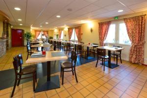 Hotels Prest'Hotel Epinal : photos des chambres