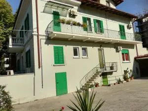 Gorizia vacanze appartamento in villa con parcheggio - Miren