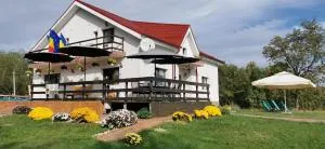 Pensiunea Casa Runcu Buzau - 内霍瓦