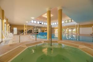Golden Club Cabanas