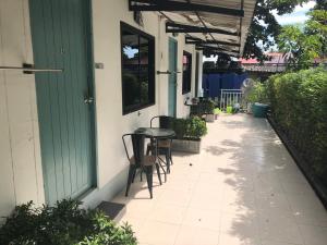 Bluemoon Studio Room