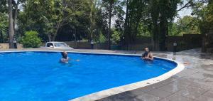 Tertius Lodge And House