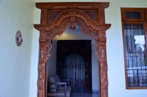 Rumah Kuning Bandung