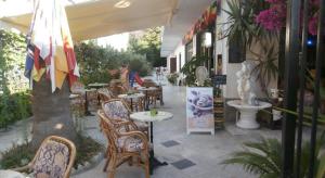 Harry's Bar & Apartments 2 Corfu Greece