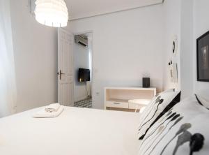 Alhóndiga Suite Apartment with Terrace